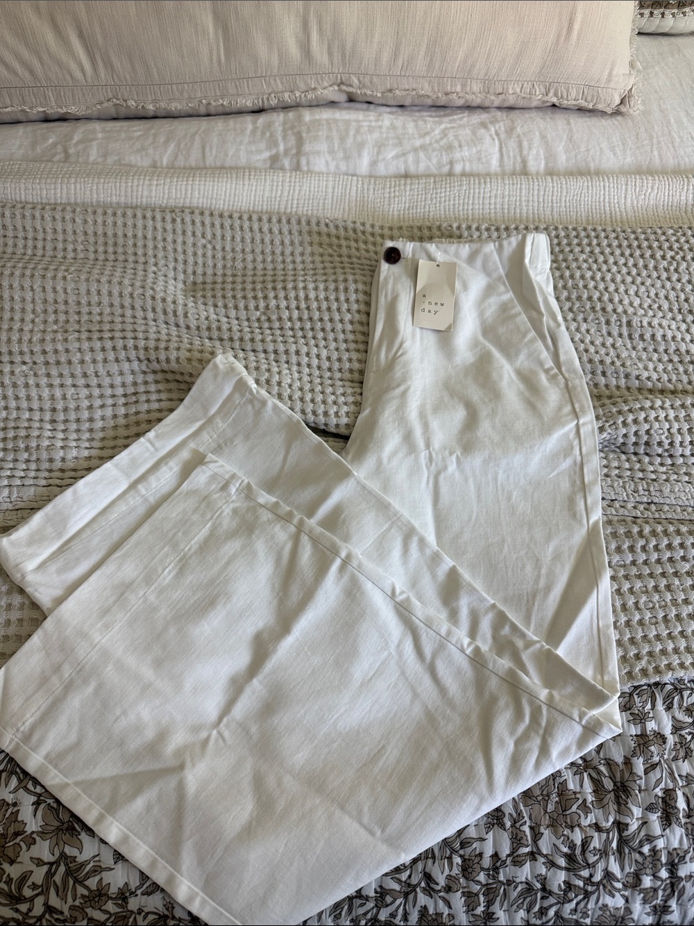 a new day White Wide-Leg Women's Jumpsuit Pants